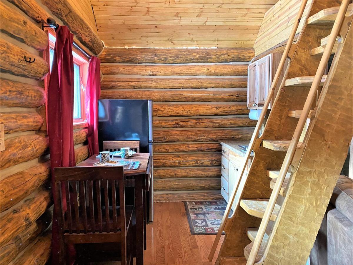 Alaska Creekside Cabins In Сюърд Екстериор снимка