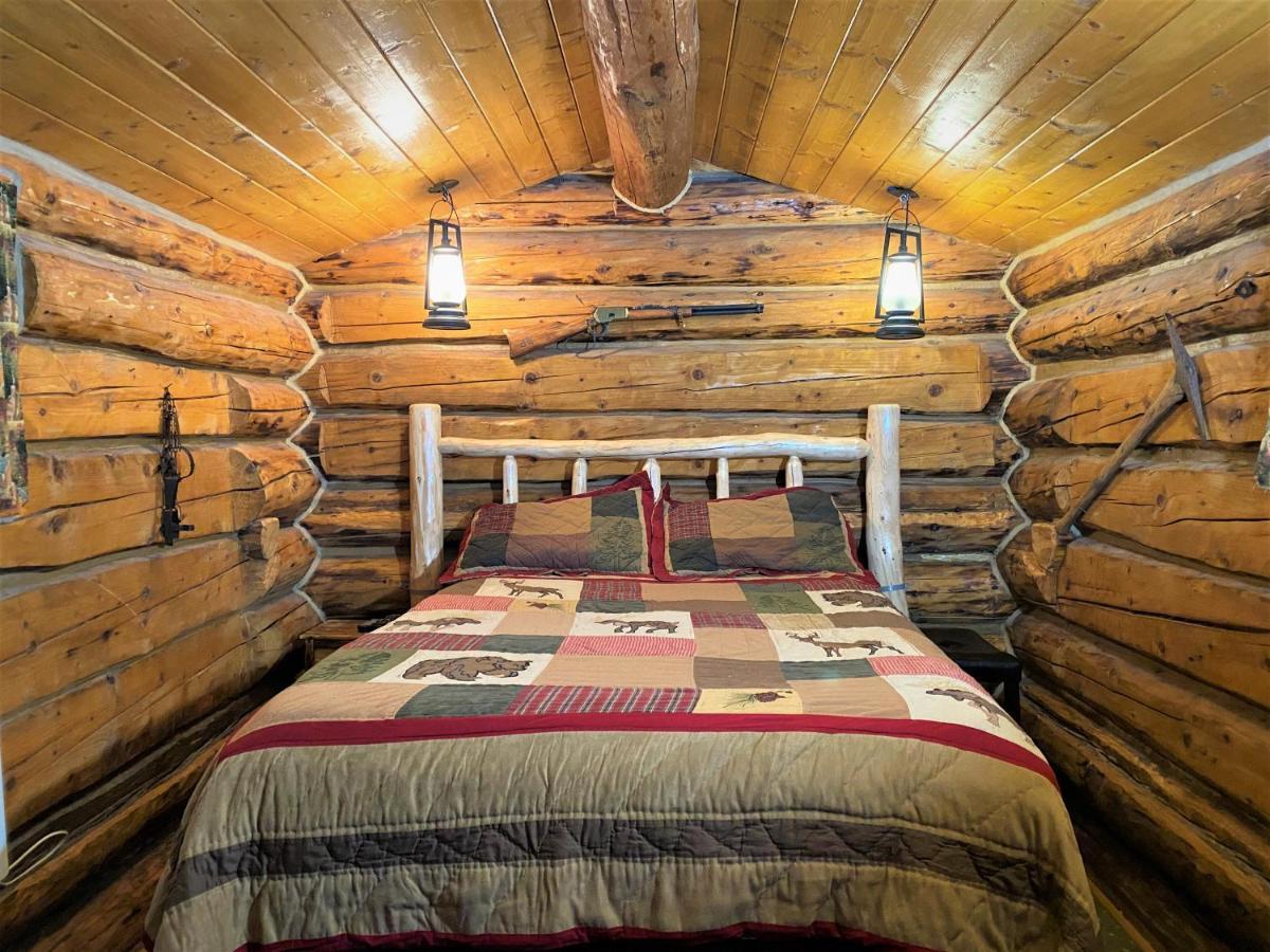 Alaska Creekside Cabins In Сюърд Екстериор снимка