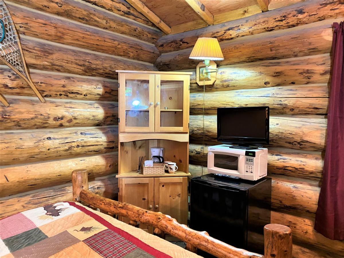 Alaska Creekside Cabins In Сюърд Екстериор снимка