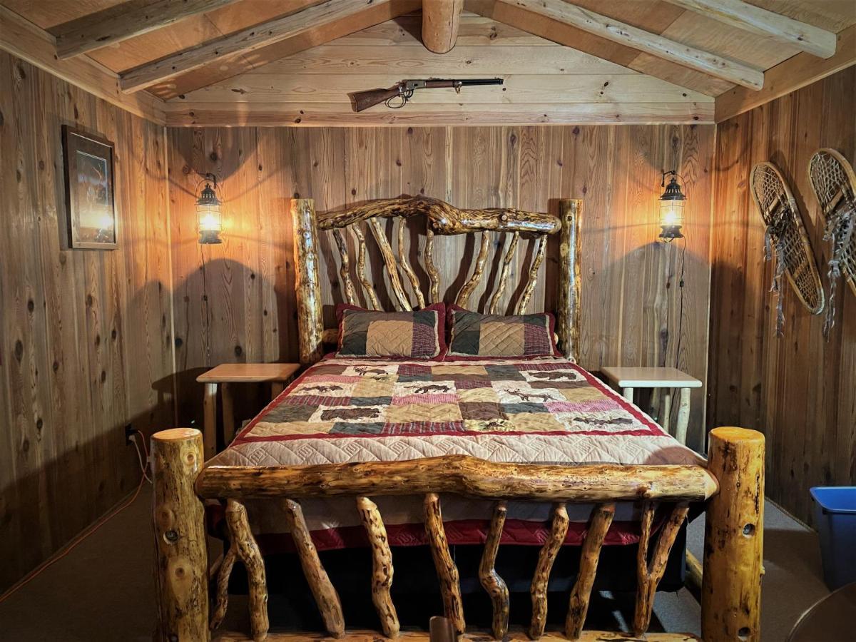 Alaska Creekside Cabins In Сюърд Екстериор снимка