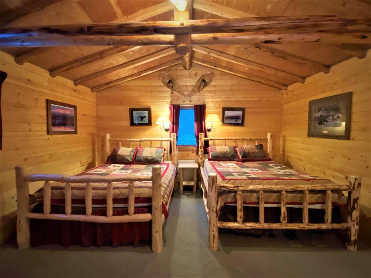 Alaska Creekside Cabins In Сюърд Екстериор снимка