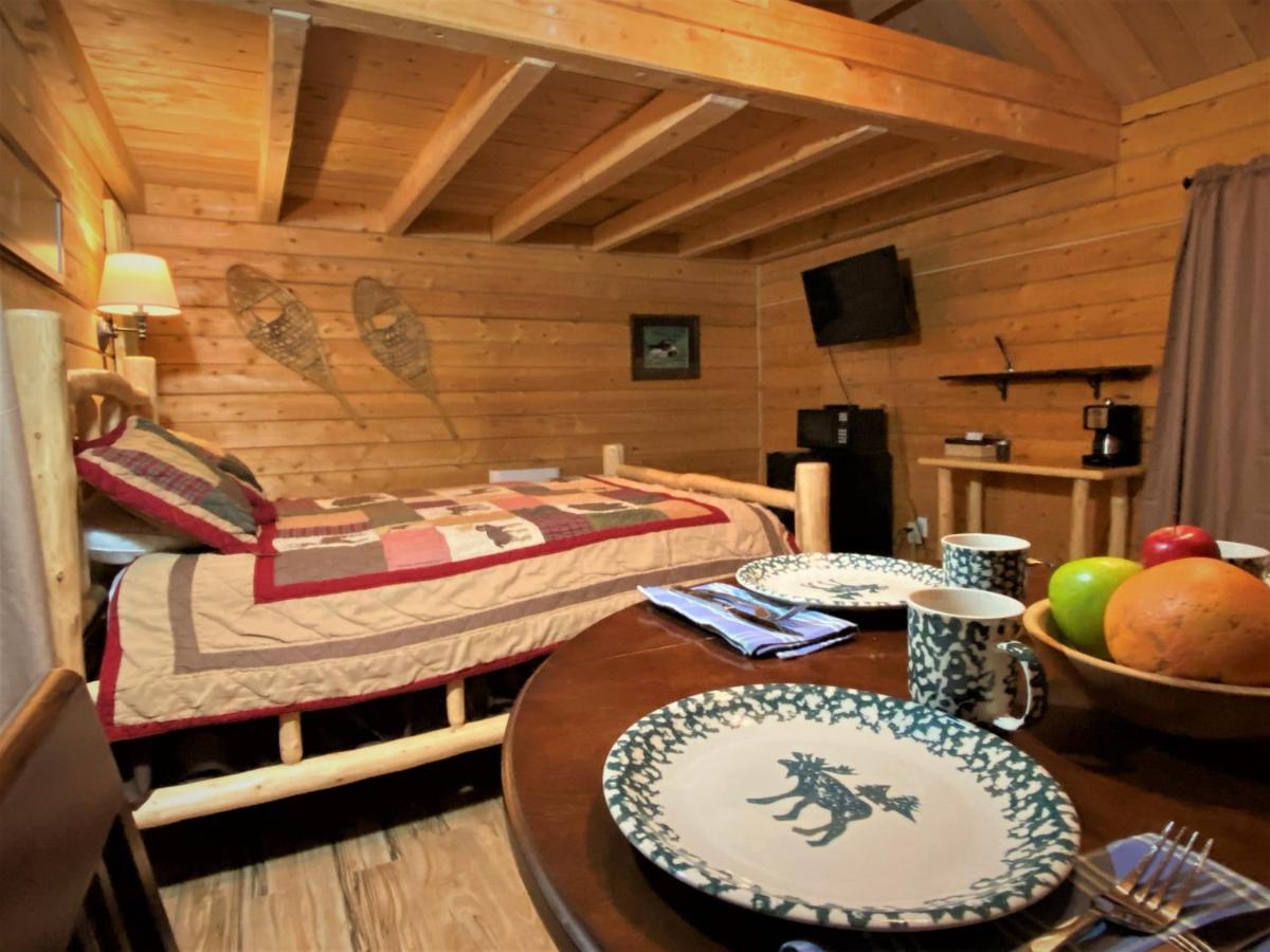 Alaska Creekside Cabins In Сюърд Екстериор снимка